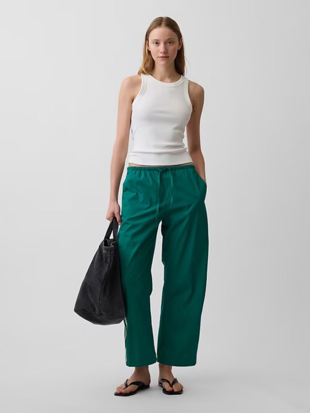GAP Viral Side Stripe Elastic Waist Barrel Pants in Black, Small - Picture 13 of 14